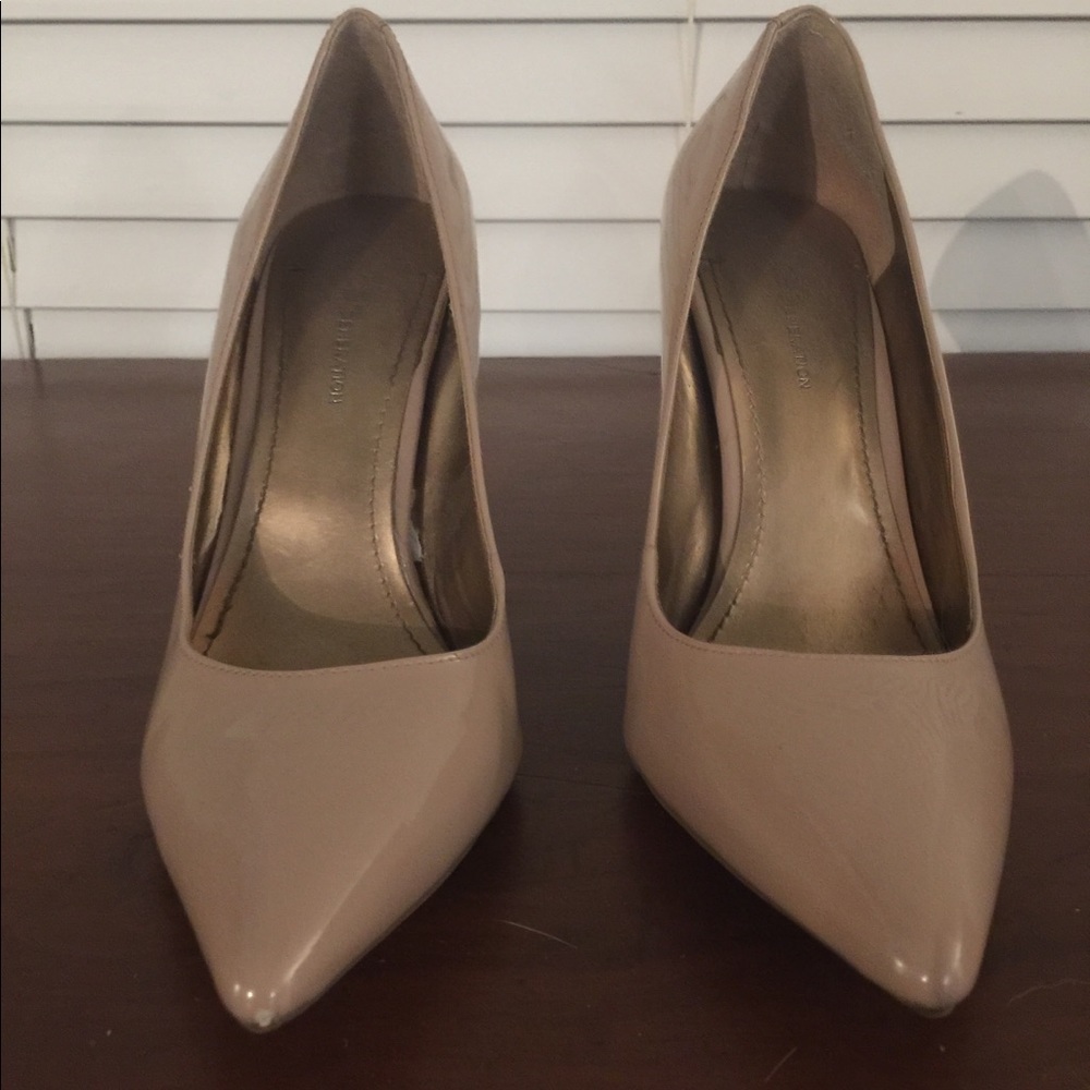 BCBG Generation Nude Leather Size 8.5 High Heels